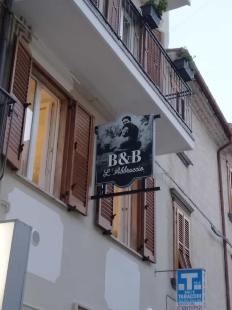 B & B L'Abbraccio Agnone Exterior foto